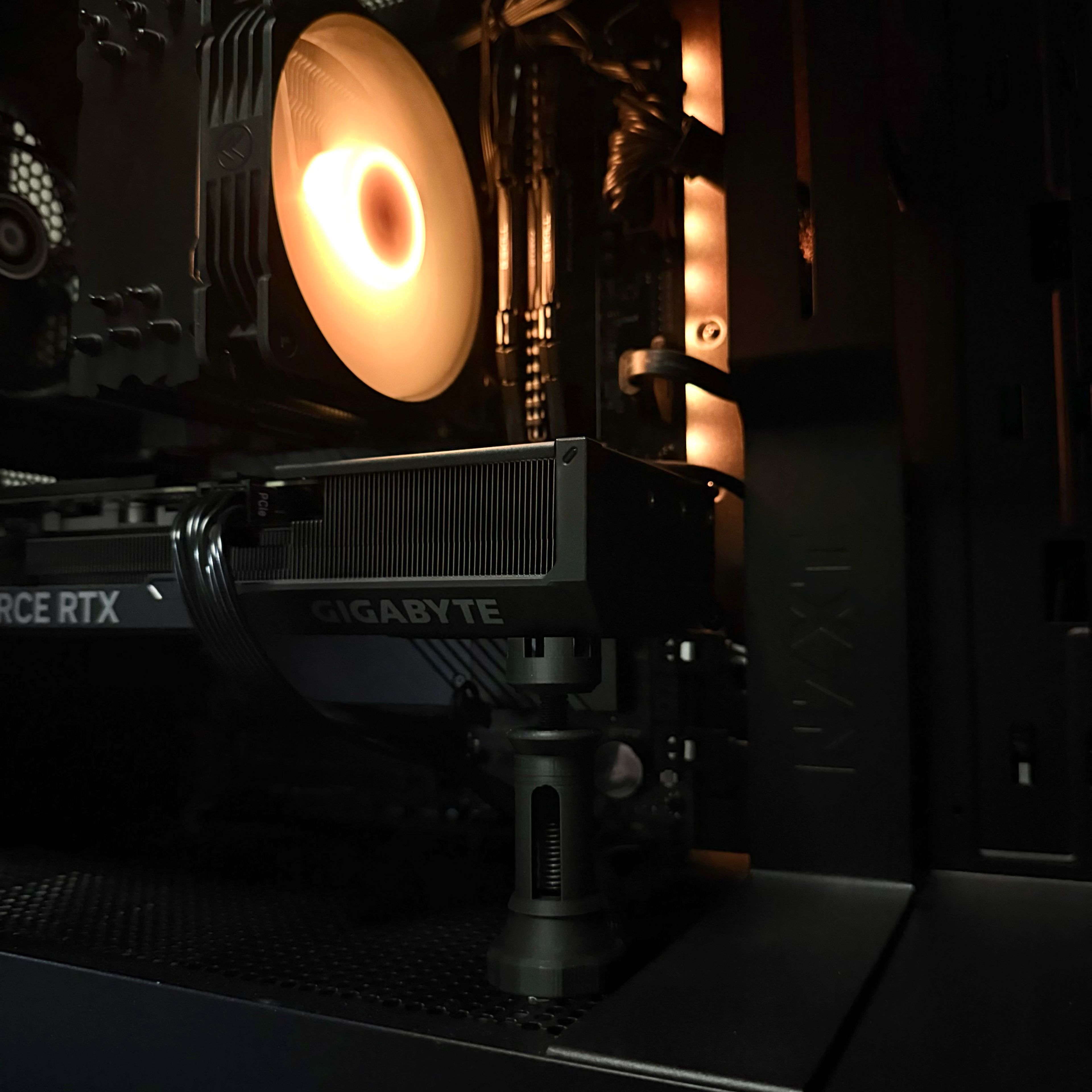 graphics card stand Metal Core Black