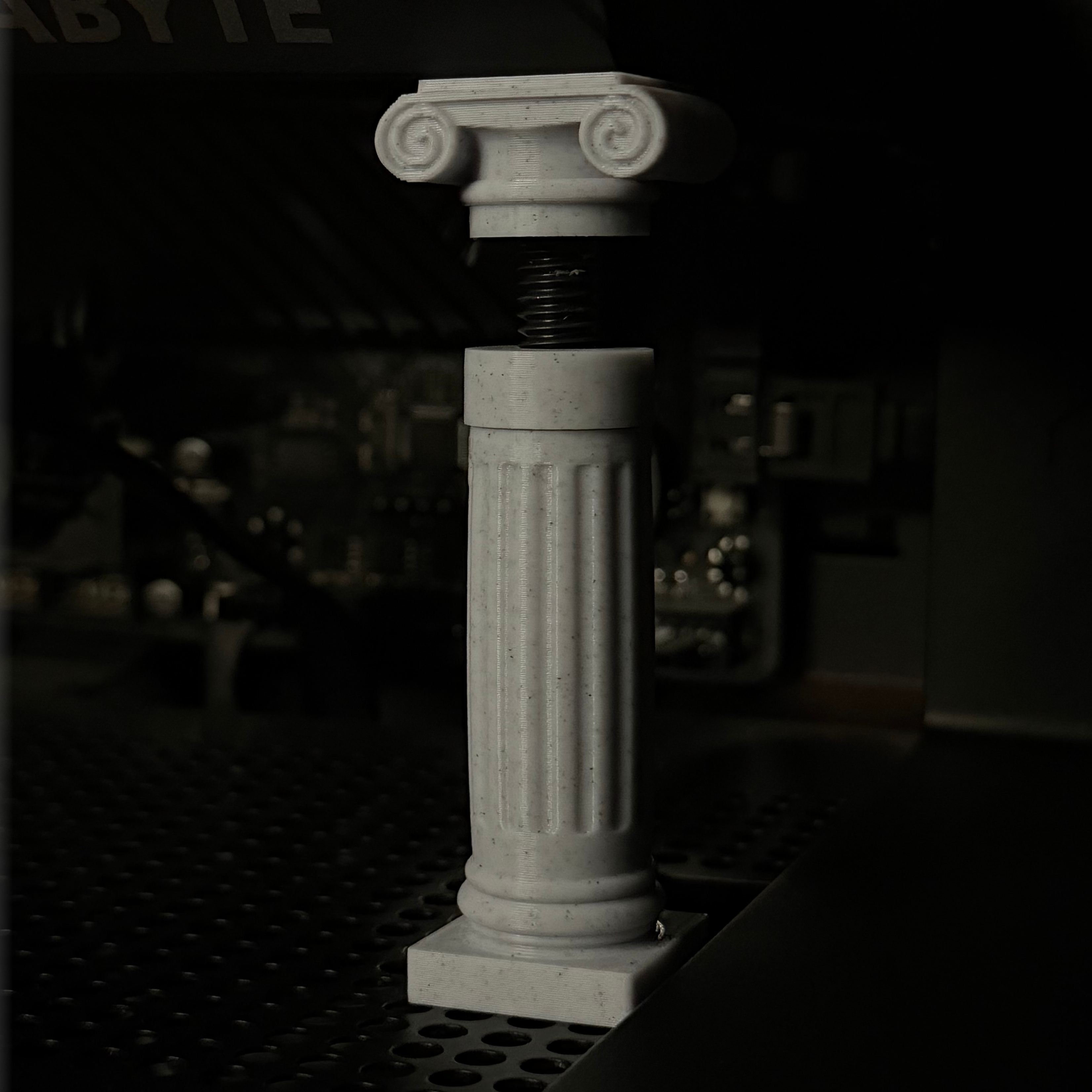graphics card stand roman Metal Core
